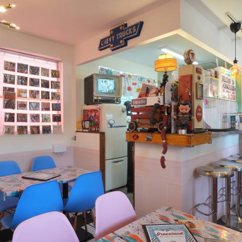 懐かしさ漂う、タコスのダイナー！