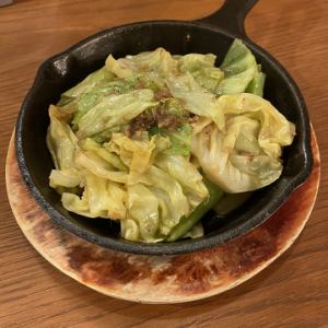 Anchovy cabbage