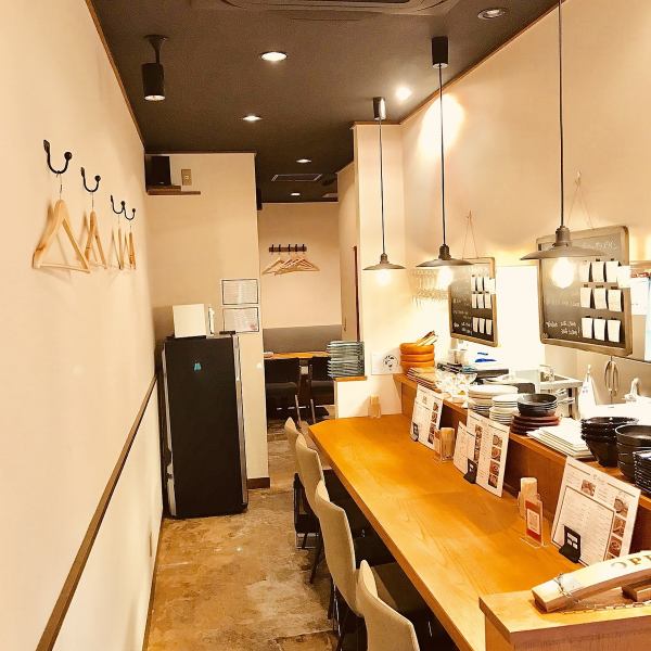 [A meat bar wine specialty store with a total of 18 seats!] We accept reservations for up to 8 people (up to 20 people can be reserved for all stores), and we also have a separate course plan so please feel free to contact us. Please contact us ☆