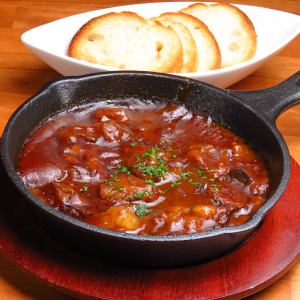 Beef stewed in demi-glace miso