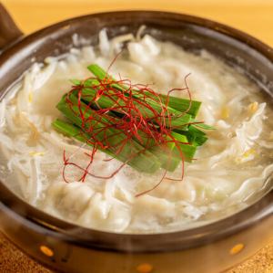 ぷるぷるコラーゲン炊き餃子