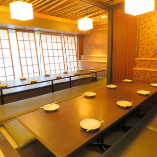 A digging-type private room that can be used according to the number of people.There is also a private room for 8 people.