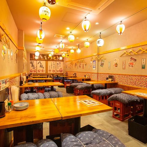 <p>少人数での貸し切りができるので歓送迎会にもおすすめ！リーズナブルに本格焼鳥を楽しめる当店なら宴会も大盛りあがり間違いなし！＃福島＃焼き鳥＃大阪＃焼鳥＃居酒屋＃大衆酒場＃ネオ酒場＃つくね＃刺身＃唐揚げ</p>