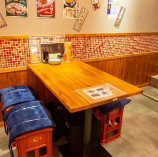 モダンな雰囲気の空間は、女子会や飲み会、お誕生日のお祝いなどに最適です！サプライズ対応も可能ですので、気軽にお問い合わせください！