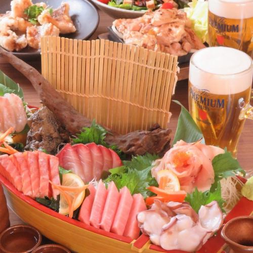 [Banquet] Gorgeous!! Sashimi, charcoal-grilled chicken thighs, etc. [8 items in total] 3,500 yen (tax included) with all-you-can-drink for 2 hours