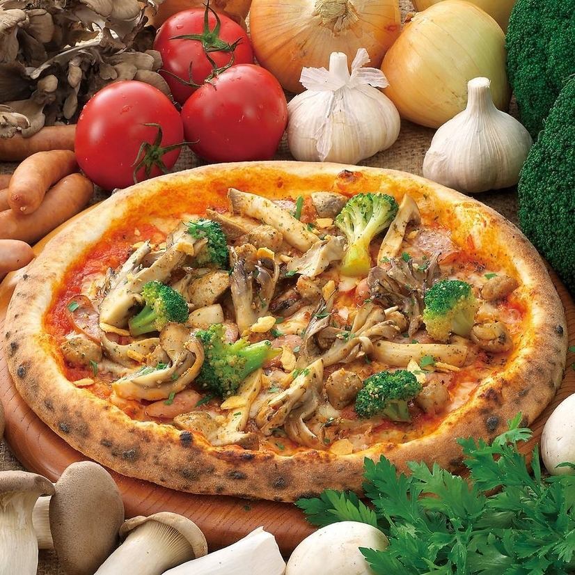 A wide variety of pastas and Neapolitan pizzas to enjoy.Please enjoy our seasonal pasta and pizza.