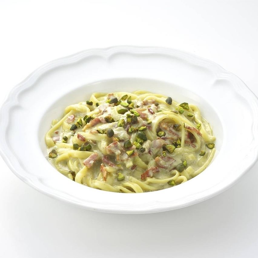 数多くのパスタやナポリピザ至福の味わい。季節のパスタやピザもお楽しみ下さい^―^