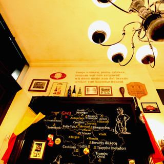 A discerning beer space with an interior imported from Belgium ♪
