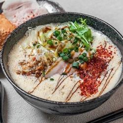 Spicy red crab ramen