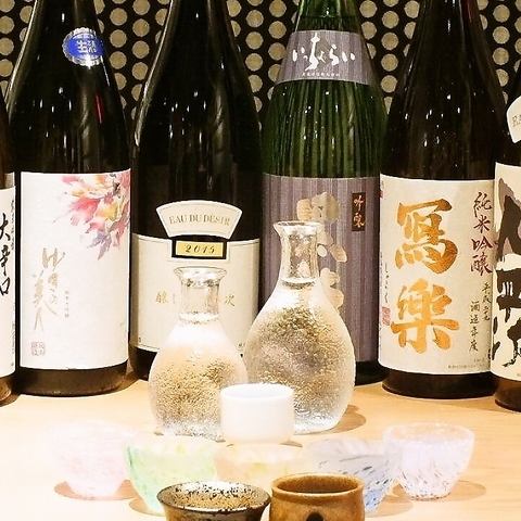 我們提供來自日本各地的清酒！佐餐享用更佳！