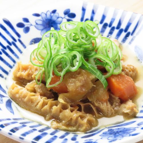 牛モツ味噌煮込み