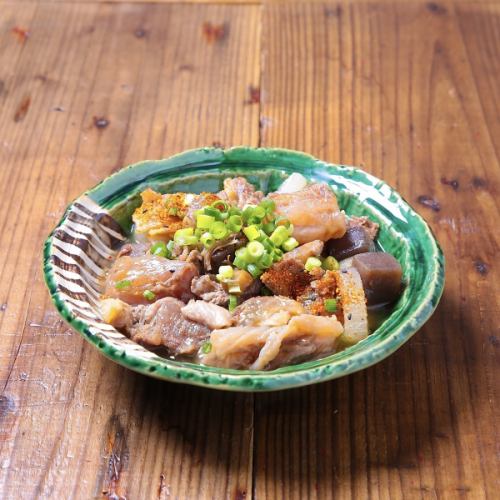こだわりの牛すじ煮込み