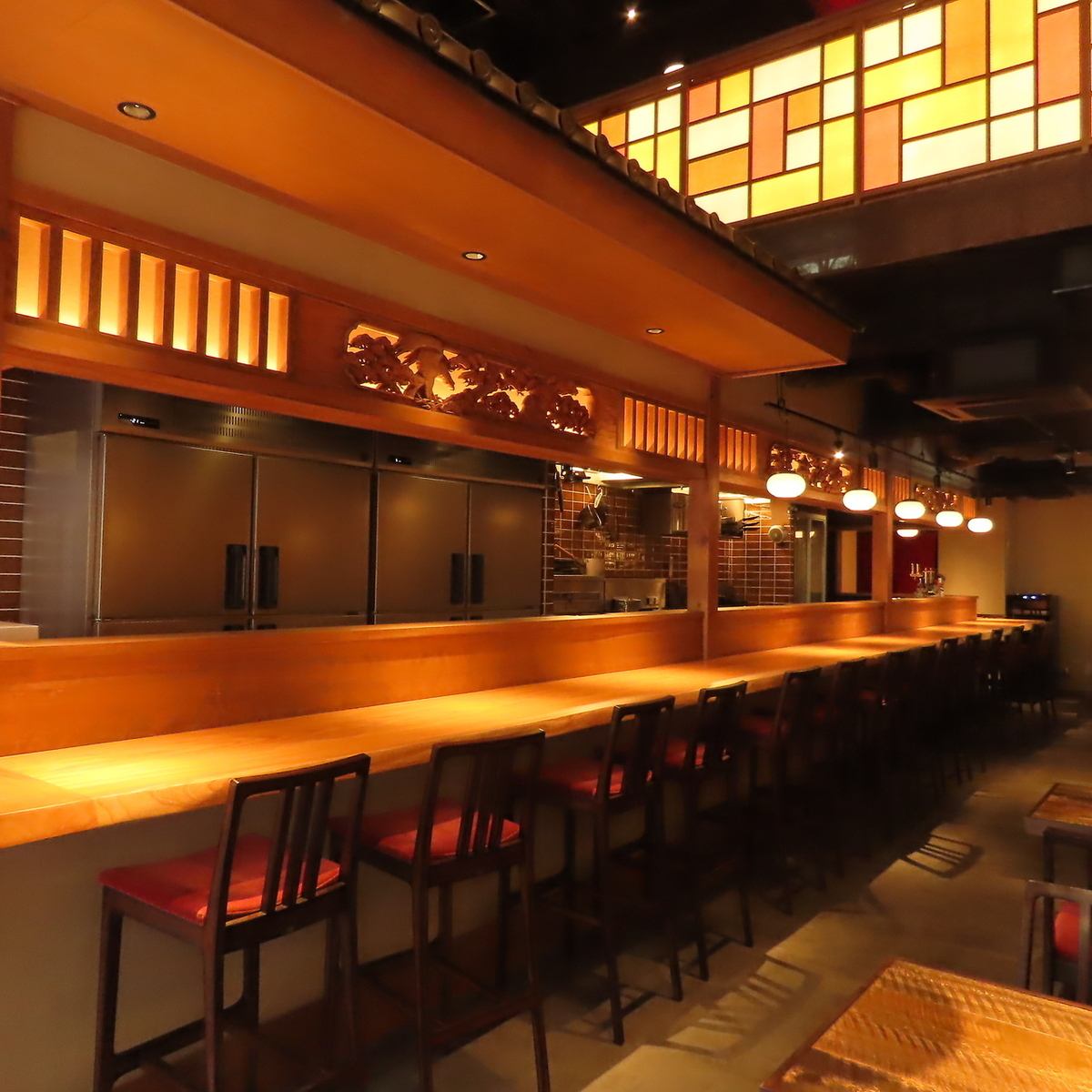 和モダンレトロな大人の個室居酒屋。デートや飲み会に◎