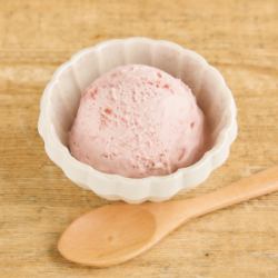 strawberry ice cream