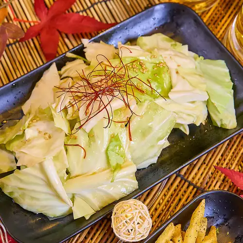 Salt cabbage