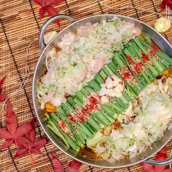 Exquisite motsunabe (serves 2 or more)