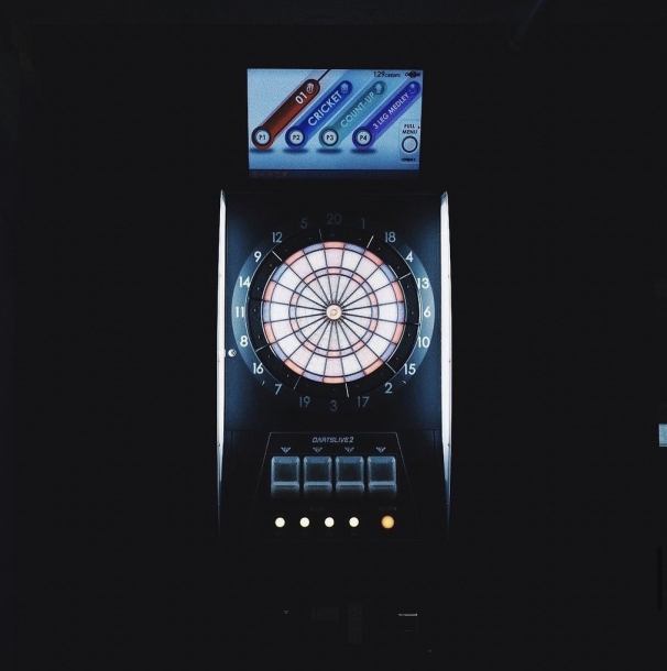 [Inevitable excitement] Fully equipped with darts that you can enjoy while drinking alcohol! You can play for free, so please come ♪ (There is tequila)