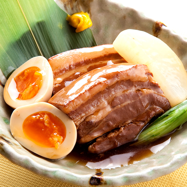 自慢のとろとろラフテーなど当店自慢のお肉料理をご賞味下さい!