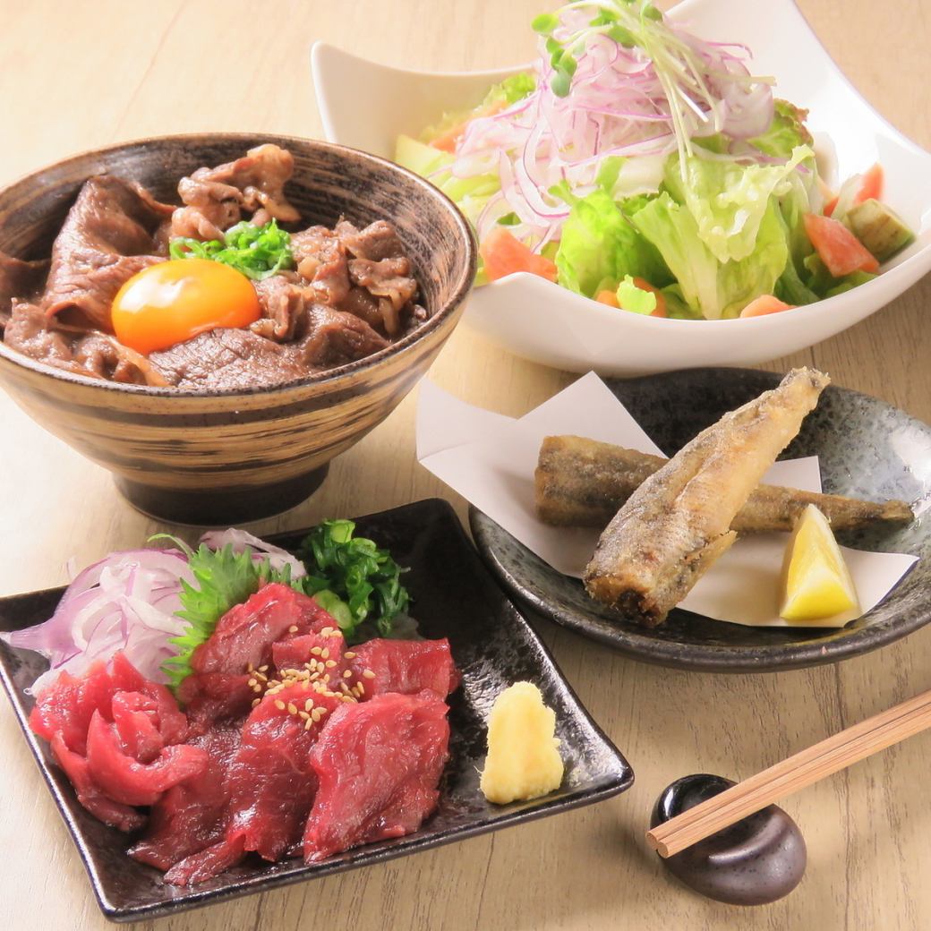 落ち着いた雰囲気の中で絶品料理をご提供いたします