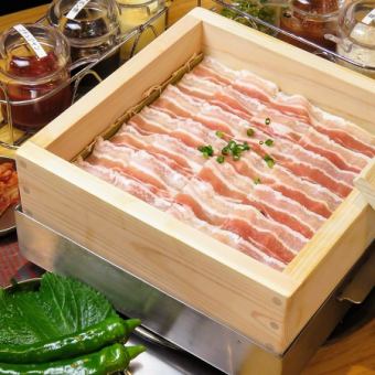 [9"36 Lunch Pork Samgyeopsal Set] All-you-can-eat steamed rice + 1 meal: 1,690 yen (1,859 yen including tax)
