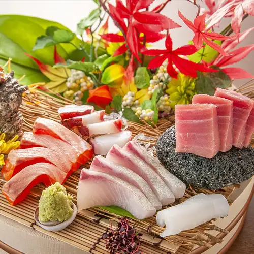≪本鮪入り≫お造り七種盛り合わせ