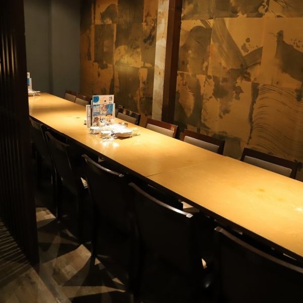 [Private table room] We have a private table room that can accommodate 4 to 18 people.Please use it for all kinds of occasions such as company banquets and class reunions without worrying about other people's eyes.The private rooms are popular seats, so early reservations are recommended.