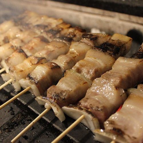 《アマケン名物》豚バラ (1本)