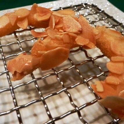 白魚のアーモンド衣