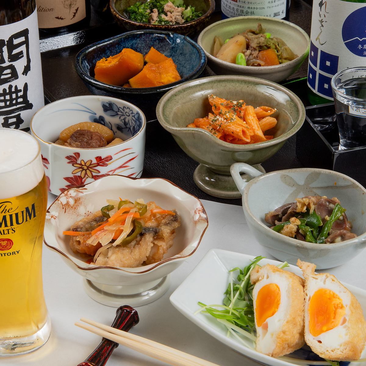 Enjoy warm Kyushu home cooking and obanzai that go well with a wide variety of local sake and Japanese sake.
