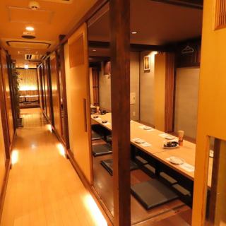 ゆったりとした空間でお食事を楽しめる◎最大40名様まで楽しめる掘りごたつ個室があります！