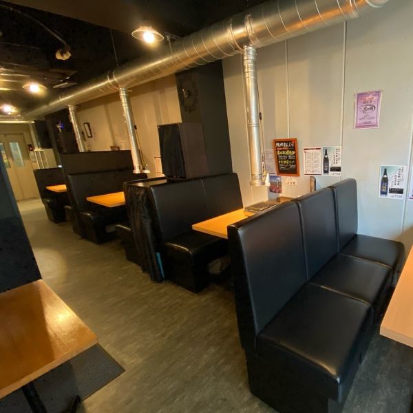 [Sofa seats ideal for private] Let's get excited while everyone roasts the roasted meat ♪ Enjoy a variety of yakiniku parties such as dates, drinks, banquets and girls' parties at the spacious seats on the black sofa ♪ ☆