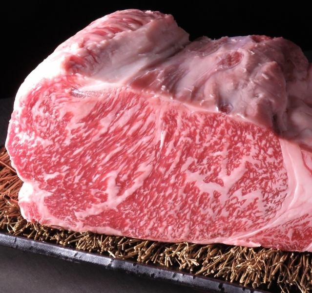 명물! 리브 심 스테이크 (250g) ♪ 고급 흑모 일본 소의 일품입니다.이 가격으로이 볼륨은 매우 유익 !! 3550 엔