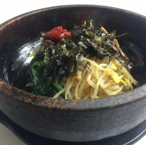 The popular stone-grilled cheese bibimbap♪A la carte dishes