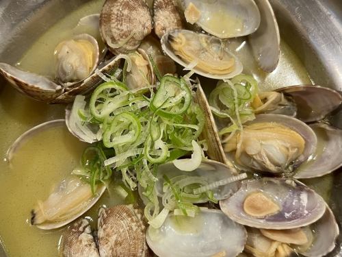 アサリオリーブ炒め