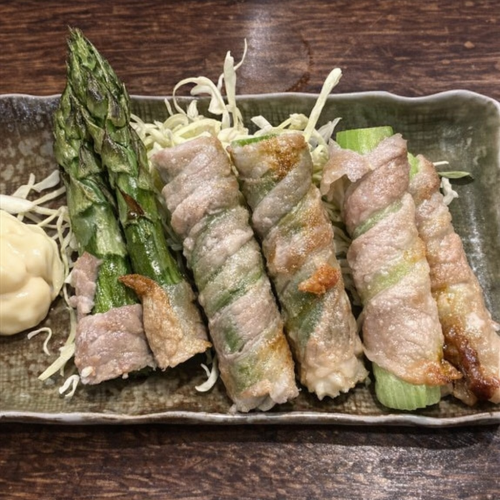 アスパラ肉巻き
