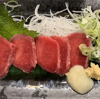馬刺し