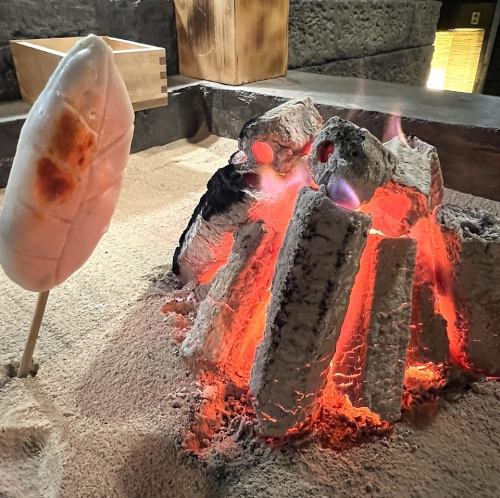 焼き物は全て炭火焼き！こだわりの料理を美味しく提供！