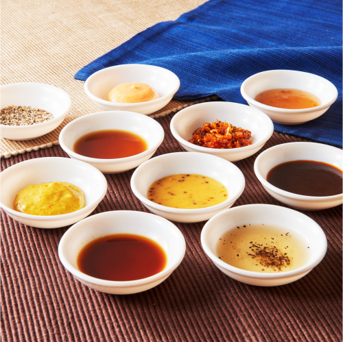 にこにこ餃子のつけタレは全10種類!!