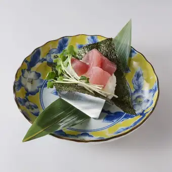 鮪魚手捲熱狗