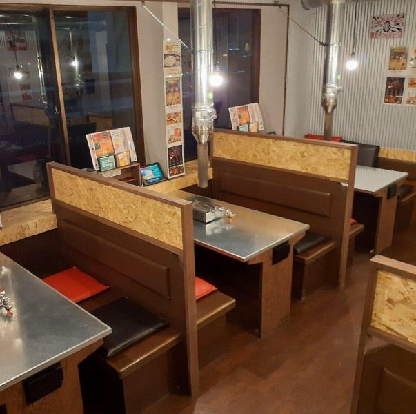 We can accommodate up to 10 people! If you would like to make a reservation for more than 10 people, please contact the store! How about a Yakiniku party at Shokugaku?