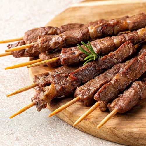 5 grilled lamb skewers