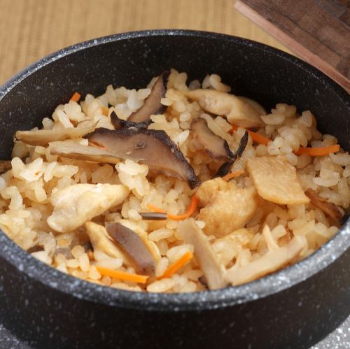 Kamameshi (chicken)