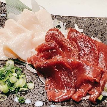 Horse sashimi (two kinds)