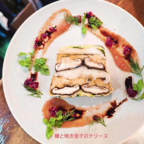 【お休み変更のお知らせ】
🟢7/20(日)営業→終日店休
🟠7/22(火)店休→ディナーのみの営業
都合により、上記に変えさせていただきます🙇‍♀

週末のお席🥂
19日はご予約多く頂戴しておりますが、18日(金)・21日(月)はまだまだ承れます✨
ご予約お問い合わせ、心よりお待ちしております🌈

#bistro樫 #ビストロ樫 #ビストロカシ #横浜フレンチ #シェフのおまかせコース #自然派ワイン #ワインぺアリング