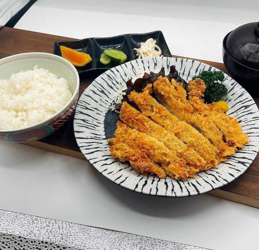 仕事終わりに気軽にご来店♪サク飲み・サク飯におすすめ★