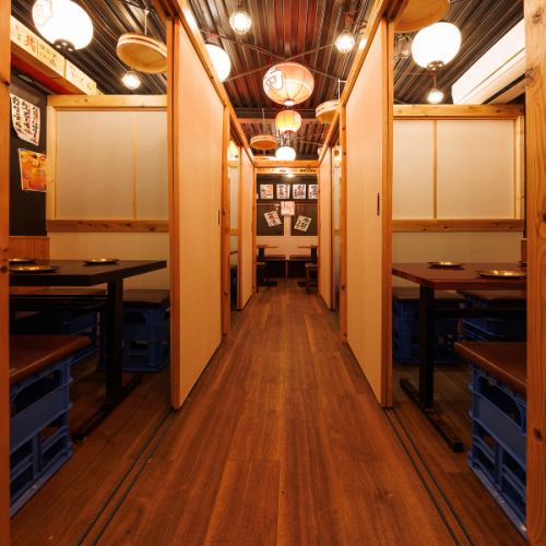 自慢の創作料理に舌鼓をうつ、和やかな空間！