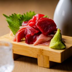 本マグロぶつ量り売り（100g）