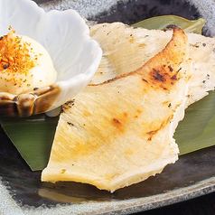 Broiled fin with mayonnaise