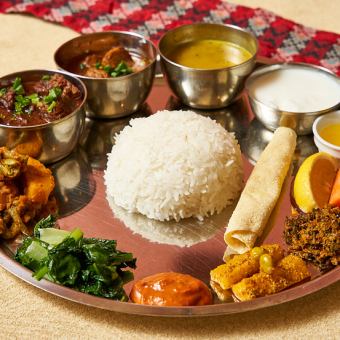 2.5小时无限畅饮★ 尼泊尔“Thakali dal bhat”套餐