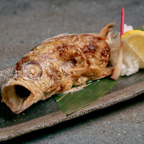 厳選食材を贅沢に炭火で